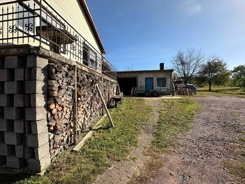 Außen Haus 1 zu Schuppen - 