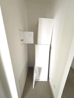 Zusätzlicher Stauraum durch integrierte Flurnische - Etagenwohnung mit 56,60 m&sup2; in Berlin zur Miete