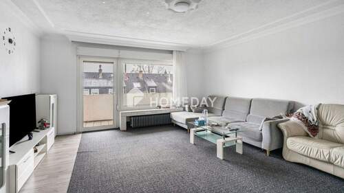 Wohnzimmer 2 - Großzügige 2-Zimmer-Wohnung mit Balkon - ideal für Paare oder Singles