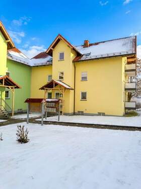 Hausansicht - Mehrfamilienhaus, Wohnhaus zum Kaufen in Lauenhain