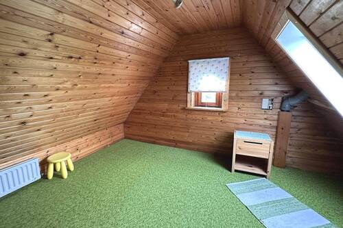 weiterer Raum im Spitzboden - 