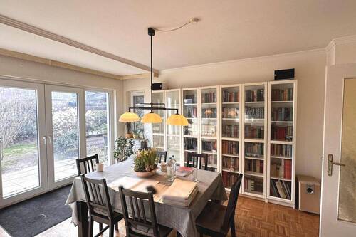 Esszimmer - 7 Zimmer Einfamilienhaus zum Kaufen in Rellingen