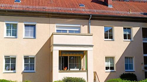 Südbalkon im ruhigen Innenhof - 