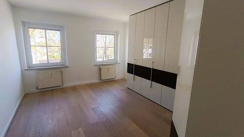 Schlafzimmer 1 - 