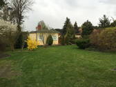 Bild 1 - Grundstück mit kl. Bungalow - 250.000,00 EUR Kaufpreis, ca.  0,00 m²