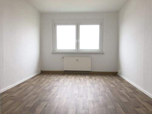 Wohn-und Schlafzimmer - Etagenwohnung mit 31,80 m² in Döbeln zur Miete