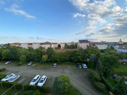 weitläufiger Blick aus Wohn-und Schlafzimmerr - Etagenwohnung mit 47,00 m² in Wurzen zur Miete