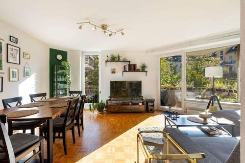 Wohn/Essbereich - 3 Zimmer Etagenwohnung in Düsseldorf