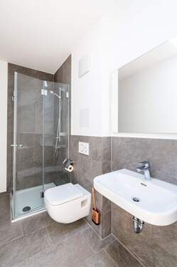 1. Tageslicht-Bad - Etagenwohnung mit 121,00 m&sup2; in Gernsbach zum Kaufen