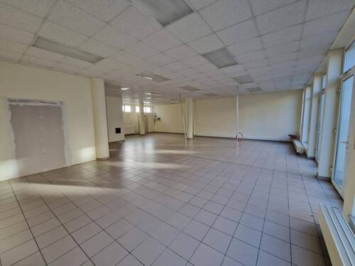 Vordere Gewerbefläche - Gewerbeobjekt (Büro, Produktion, Verkauf) in Erfurt