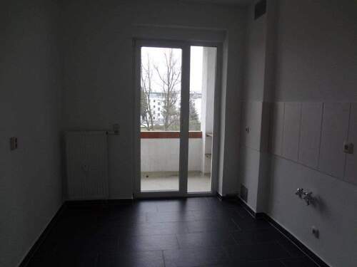 Küche mit Balkon - 