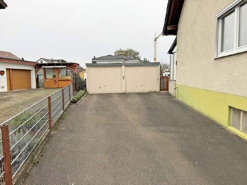 Garage - 