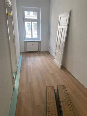 Zimmer 1 - 