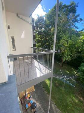 Blick zum Balkon - 