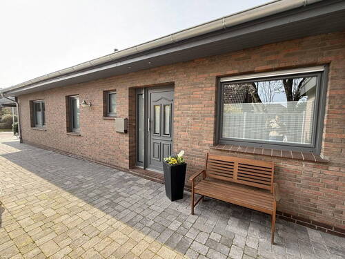 Bild 2 - 6 Zimmer Bungalow zum Kaufen in Zetel