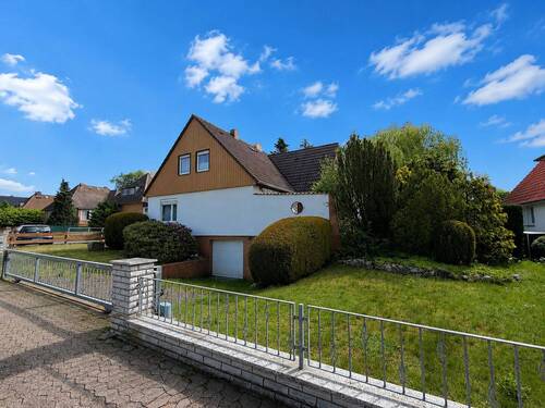 Ansicht - 6 Zimmer Einfamilienhaus zum Kaufen in Garbsen / Horst