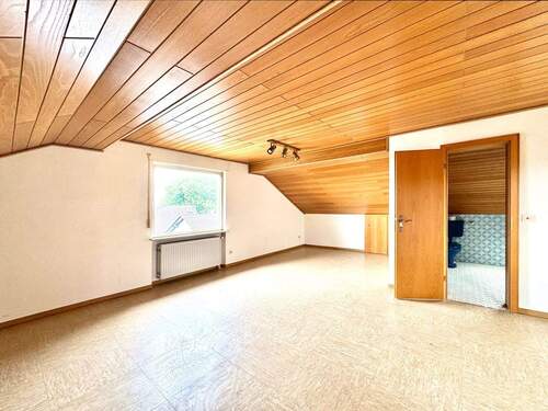 Dachgeschoss mit Ausbaureserve - 