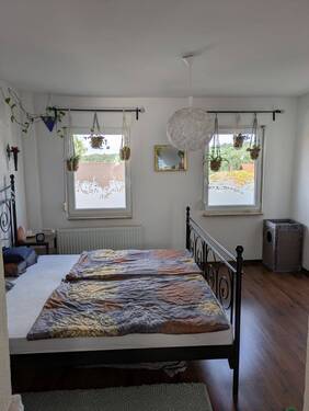 OG1-Schlafzimmer-1 - 