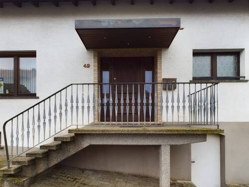 Bild 3 - 6 Zimmer Reihenendhaus in Orenhofen