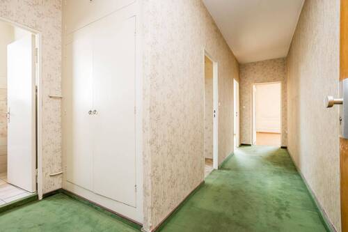 Flur - Etagenwohnung mit 62,70 m² in Berlin zum Kaufen