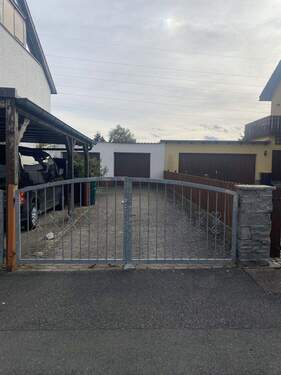 Bild 3 - 8 Zimmer Mehrfamilienhaus, Wohnhaus in Oberasbach