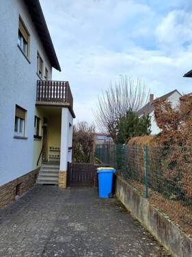 Bild 2 - 7 Zimmer Mehrfamilienhaus, Wohnhaus zum Kaufen in Bad Nauheim