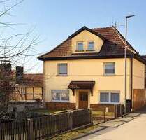 Einfamilienhaus mit Garage, Scheune und großem Garten in schöner Lage - Redwitz Obristfeld