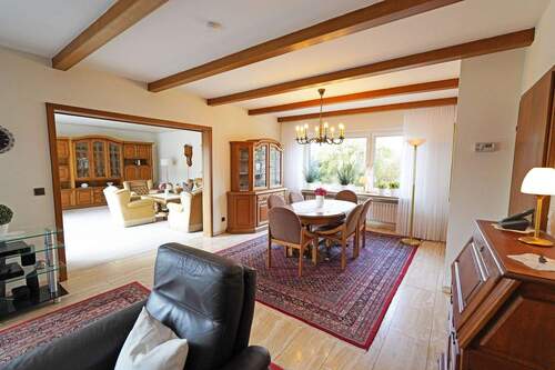 Essbereich - 7 Zimmer Einfamilienhaus in Neuenhaus