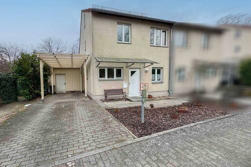 Vorderansicht - 6 Zimmer Doppelhaushälfte zum Kaufen in Velten