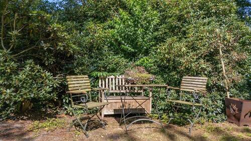 Sitzecke im Garten. - 