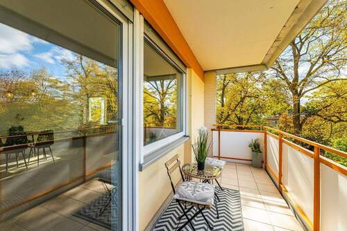 Sonniger Süd-Westbalkon - 