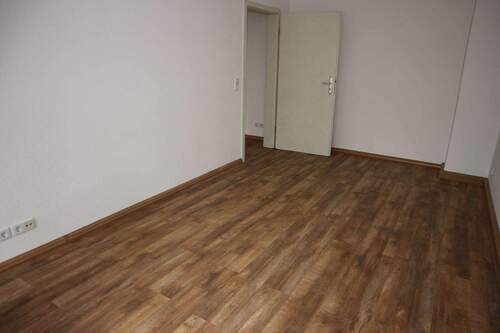 Wohnzimmer - 2 Zimmer Etagenwohnung in Chemnitz