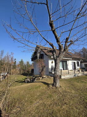 Bild 1 - Haus in sehr ruhige Lage - 385.000,00&nbsp;EUR Kaufpreis, ca.&nbsp; 224,00&nbsp;m&sup2;&nbsp;Wohnfl&auml;che