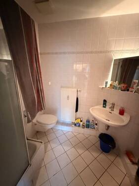 Bad - Etagenwohnung mit 52,10 m&sup2; in Leipzig zum Kaufen