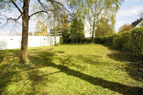 Gemeinschaftsgarten - Etagenwohnung mit 117,00 m&sup2; in Puchheim zum Kaufen