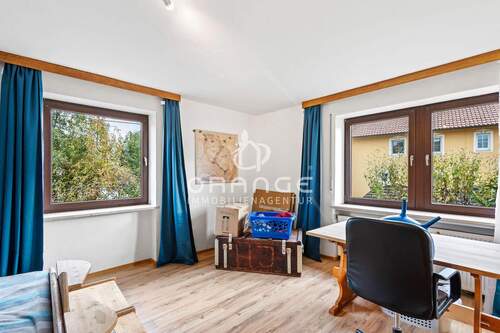 Büro Zweifamilienhaus - 