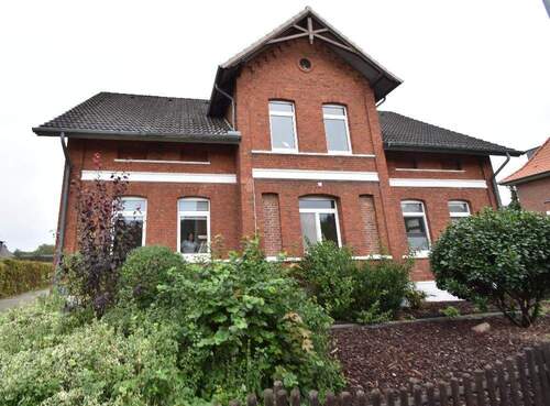 Straßenansicht - Etagenwohnung mit 67,00 m² in Bad Bevensen zur Miete