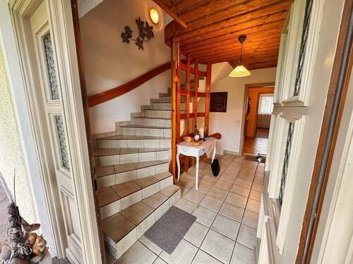 Eingang - 1 Zimmer Mehrfamilienhaus, Wohnhaus zum Kaufen in Zachenberg