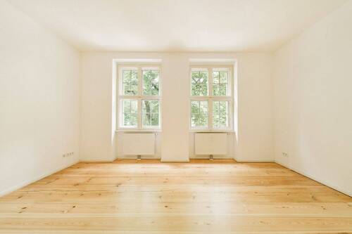 Zimmer 1 - 3 Zimmer Etagenwohnung zum Kaufen in Potsdam