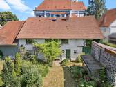 Südansicht - Landhaus in historischem Ambiente (sanierungsbedürftig)