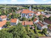 Ensemble Landhaus - Kirche - Pfarrhof - 