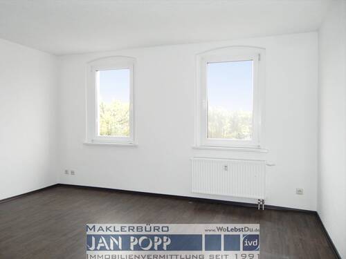 Wohnzimmer - 3 Zimmer Etagenwohnung zur Miete in Greiz