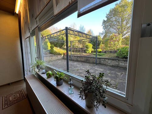 Blick aus Wohnzimmer auf Terrasse WE1 - 