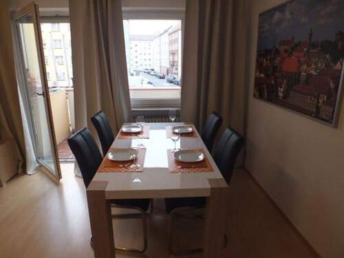 Wohnzimmer - Etagenwohnung mit 56,00 m² in Nürnberg zum Kaufen