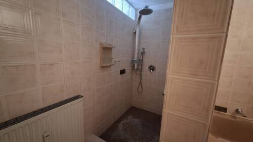 Badezimmer 1 Dusche - 