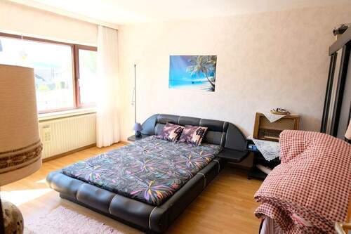 Zimmer 2 OG - 