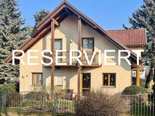 Ansicht West neu - Gepflegtes Einfamilienhaus in ruhiger Lage