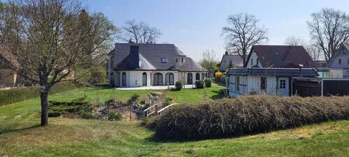 Garten mit Teich - 