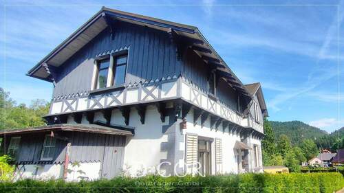 Baujahr 1898 - Mehrfamilienhaus, Wohnhaus mit 170,00 m² in Oybin zum Kaufen