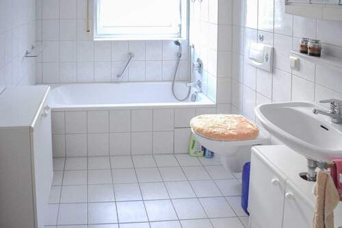 Badezimmer - 3 Zimmer Etagenwohnung in Sandhausen